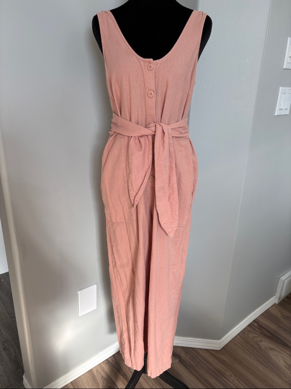 Old Navy Sleeveless V-Neck Tie-Waist Jumpsuit in Dusty Pink - Picture 3 of 8